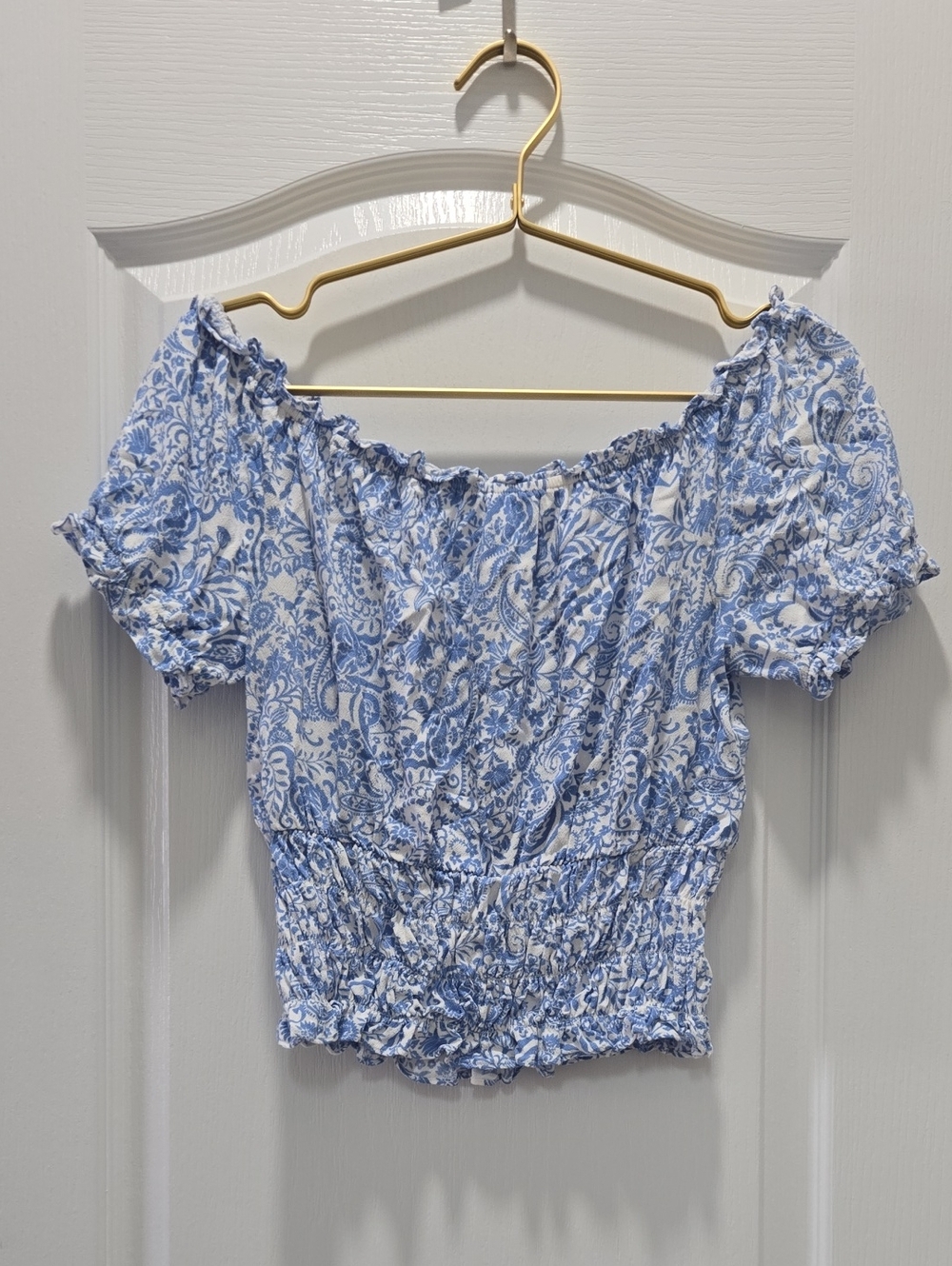 Off-Shoulder Blue Paisley Crop Top - Women's